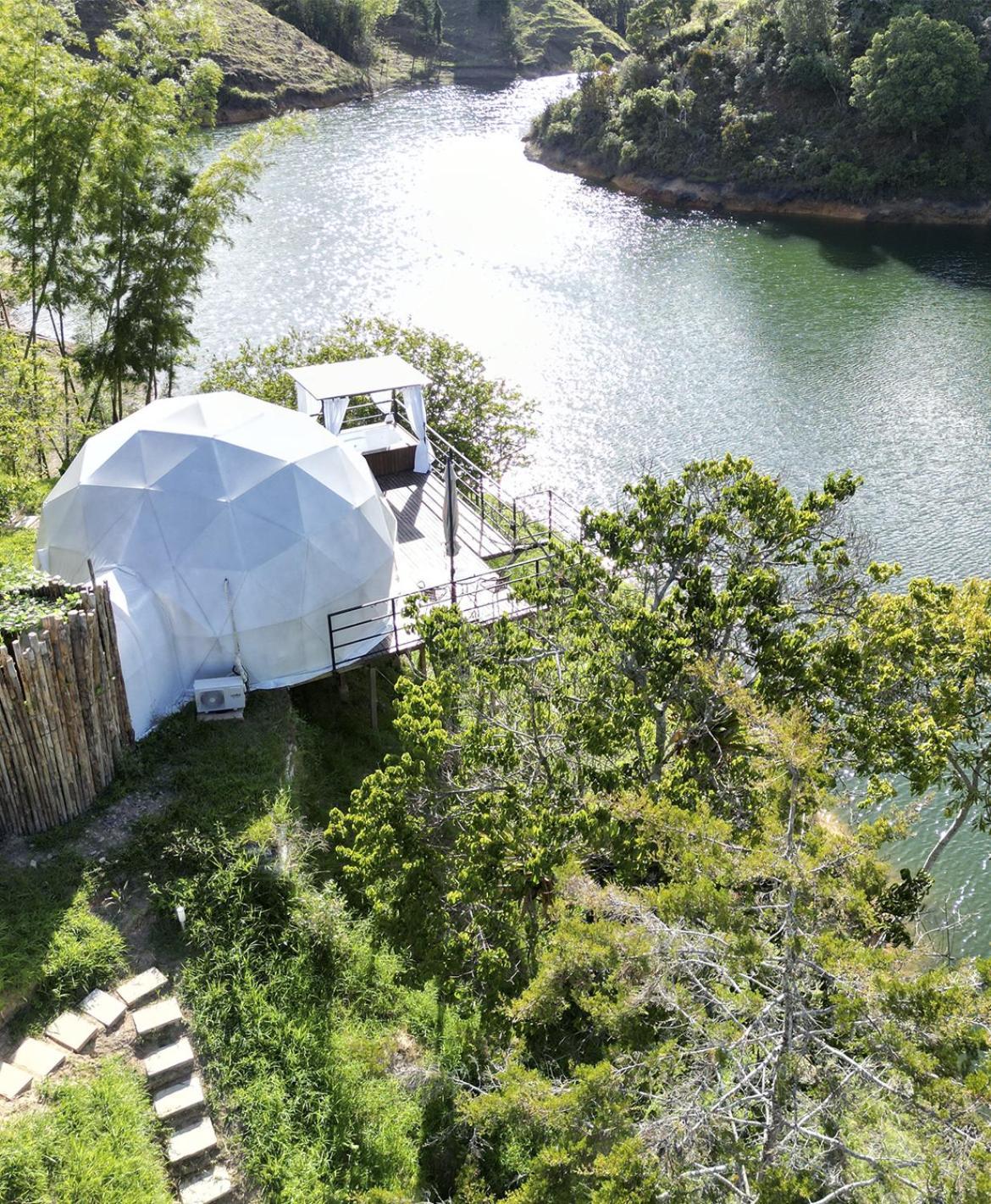 Villa Elysium Glamping à Guatapé Extérieur photo